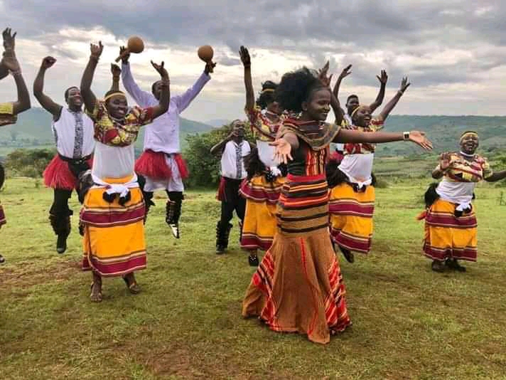 Le tribù dell’Uganda: un viaggio tra i volti e le culture del Nilo